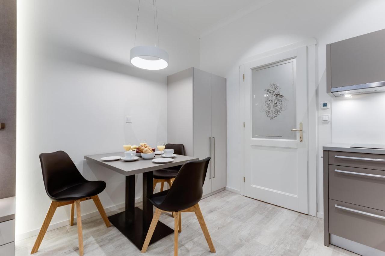 Lampi Aparthotel Prag Dış mekan fotoğraf